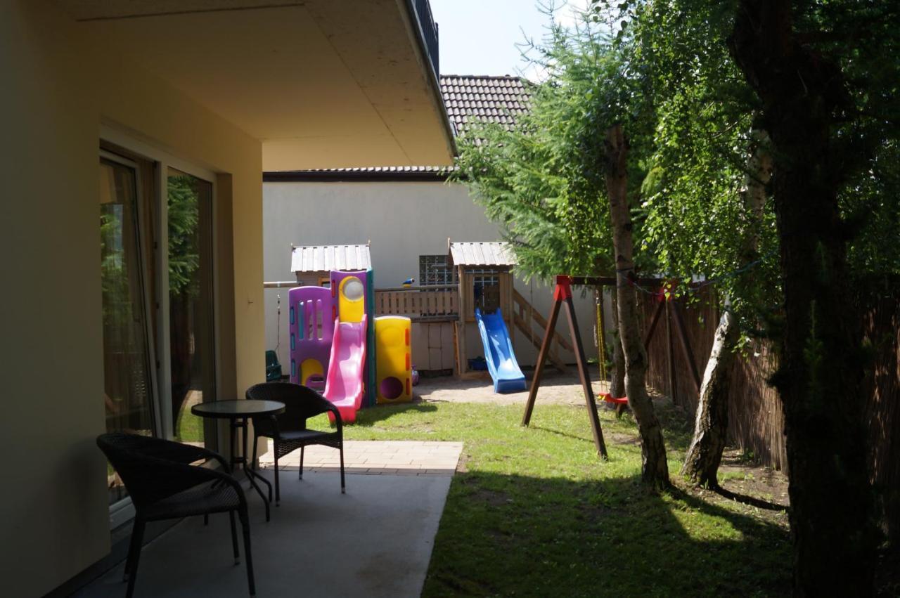 Bursztyn 2 Rewal Exterior foto